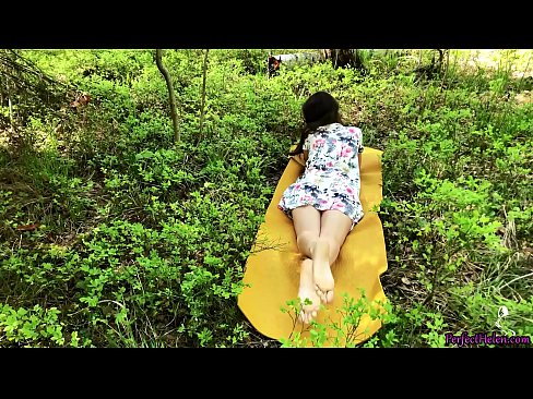 ❤️ Mgeni kwenye Tinder Anajichua Pussy Yangu na Kutombana kwa shauku msituni Ponografia yenye ubora ❌️
